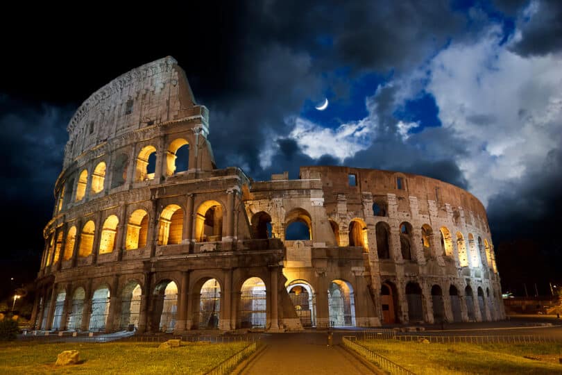 Colosseum Underground Private Tour with Forum Tickets2